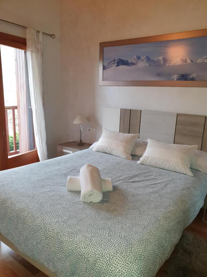 Pico Almanzor Villa Villanúa Kültér fotó